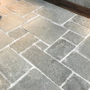 Kavala Hand Cut Roman Pattern Riven Slate 2.5-4.5 cm