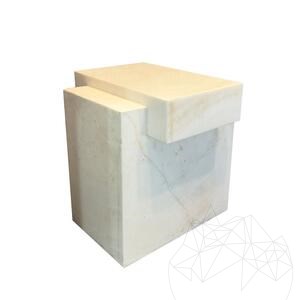 Bianco Onyx Quadra Table