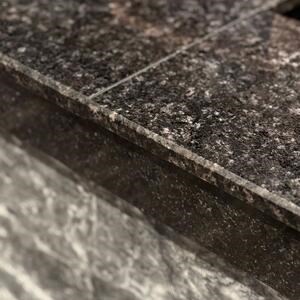 Granite Black Pearl Polisat 2 cm - Countertops, Steps, Glazes and Customized Parts