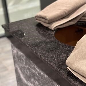 Granite Black Pearl Polisat 2 cm - Countertops, Steps, Glazes and Customized Parts