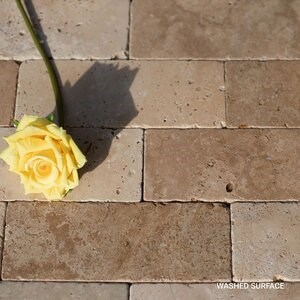 Classic Cross Cut Tumbled Travertine 7.5 x 20.3 x 1 cm