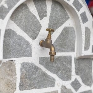 Cismea Small Garden, Traditional, Freestanding - Polygonal stone veneer, Kavala Slate, 80 x 55 cm, 70 kg