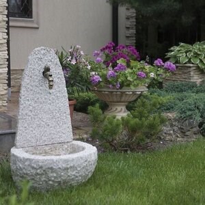 Padang Yellow Granite (40 x 40 x 70 cm) - Freestanding Water Fountain