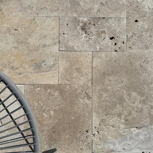 French Pattern Travertine Classic Cross Cut – Unfilled, Antiqued Economy, 1.2 cm