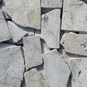 Crazy Paving Classic Tumbled Travertine (9-10 pcs/sqm)