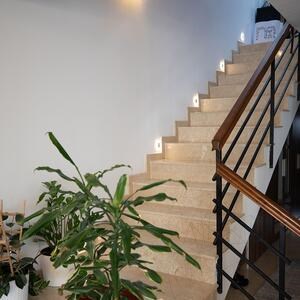 Crema Royal marble Polished step, 120 x 30 x 2 cm 