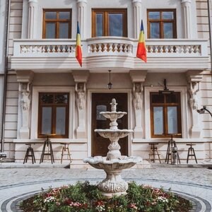 Fontana Briona F18 - Garden Water Fountain H: 1.95 cm, D: 1.20 cm, 420 Kg (Grey Antique finish)