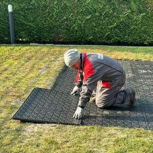 Fast Base – Stabilizing support for pavements, 110 x 75 cm