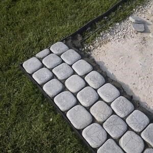 Kavala Slate Tumbled Cobblestone 10 x 10 x 3-5 cm