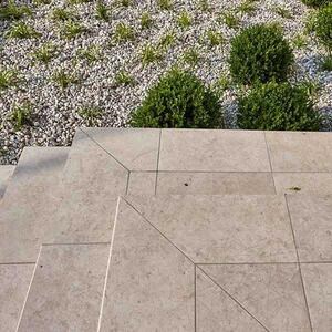 Sinterized Stone L'ALTRA PIETRA Colosseo Pietra Di Gerusalemme, 45 X 90 X 2 cm, R11 - Non-Slip for outdoor use