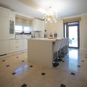 Crema Royal Polished Marble, 120 x 60 x 2 cm
