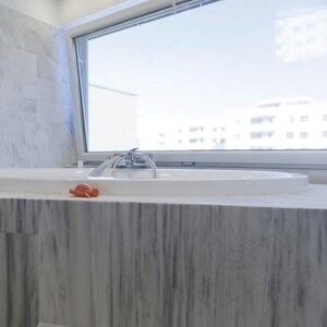 Kavala Vein Cut Polished Marble, 60 x 30 x 1 cm