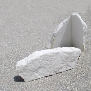 Rock Face Thassos Polygonal Marble (Corner Piece)