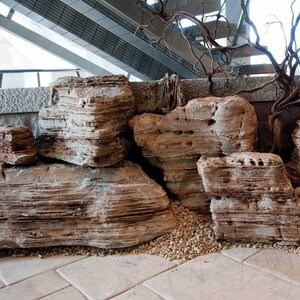 Monolith Makedon Decorative Garden Stone KG