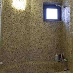 Onyx Small Tumbled Pebbles Mosaic