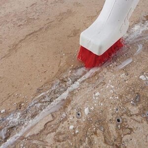 LTP Profesional Claw Red Brush - Perfect for difficult corners or grout joints