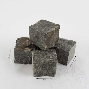 Anthracite Splitface Granite Cobblestone, 7 x 7 x 7 cm (1 ton = 5-6 sqm)