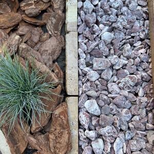 Red Atlas Marble Pebbles 2-4 cm Bag 20 Kg