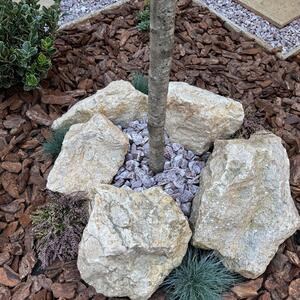 Red Atlas Marble Pebbles 2-4 cm Bag 20 Kg