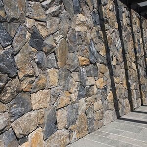 Rock Face Akron Poligonal Marble