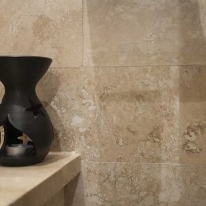 Classic PREMIUM Cross Cut Polished Travertine, 40.6 x 20.3 x 1.2 cm