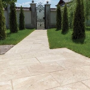 Classic Cross Cut Brushed & Chiseled Edge Travertine, 61 x 40.6 x 3 cm