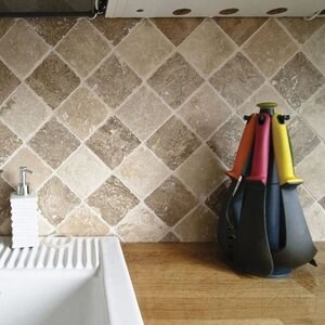 Latte PREMIUM Tumbled Travertine, 10 x 10 x 1.2 cm