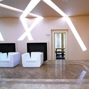 Latte PREMIUM Polished Travertine, 61 x 30.5 x 1.2 cm