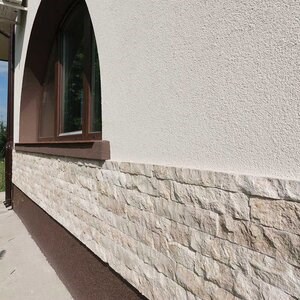 Multicolored Splitface Travertine, 10 cm x FL x 2.2 cm