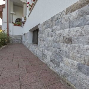 Silver Splitface Travertine, 7.5 cm x FL x 2 cm