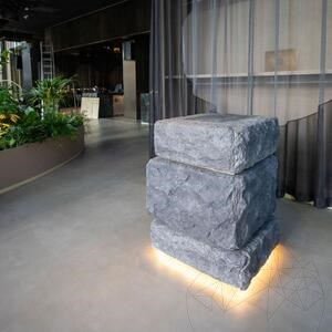 Tundra Marble Rock Face 
