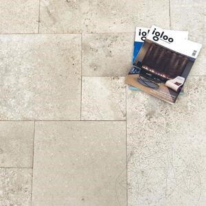 Valencia Cross Cut Tumbled Travertine French Pattern Set 1.2 cm