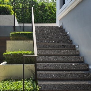 Granite Black Pearl Fiamat 2 cm - Countertops, Steps, Glazes and Customized Parts