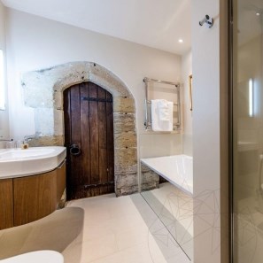 Limra Brushed Limestone, 60 x 30 x 2 cm