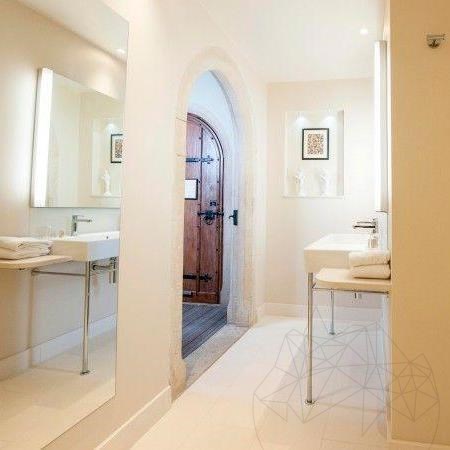 Limra Brushed Limestone, 61 x 30.5 x 1.2 cm