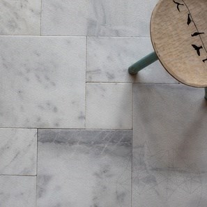 New York White Marble French Pattern Set Sandblasted and Brushed, 1.2 cm