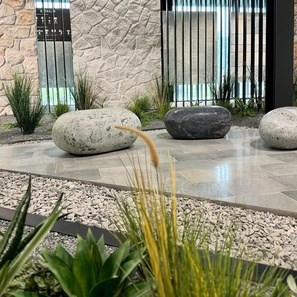 Stone Cloud Pebble Bench XL