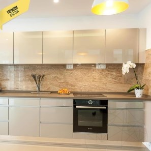 Latte PREMIUM Polished Travertine, 60 x 30 x 2 cm