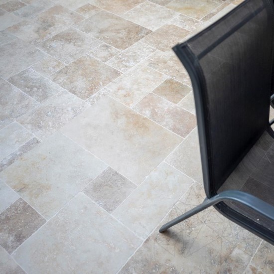 Classic Tumbled Travertine French Pattern Set, 3 cm