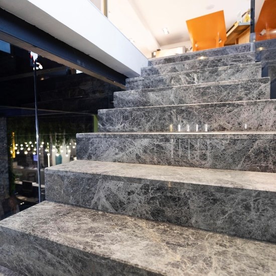 Polished Tundra Grey Grey Marble 2 cm - Countertops, Steps, Glazes and Personalized Pieces