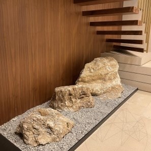 Wave Onyx Monolith