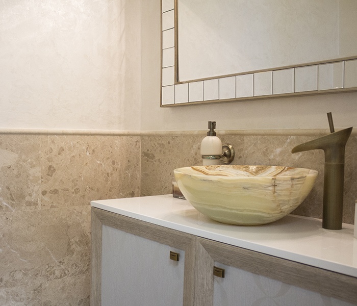 Onyx bathroom sinks 