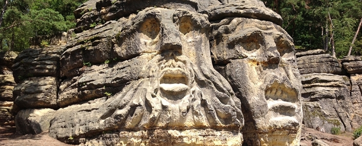 Natural stone is looking at us – Discover unique images!