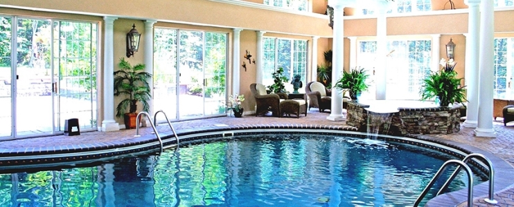 Best tips for indoor swimming pools: benefits and design
