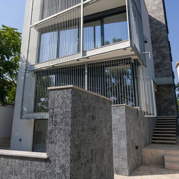 5 Reasons to Use Stone for Your Home Base
