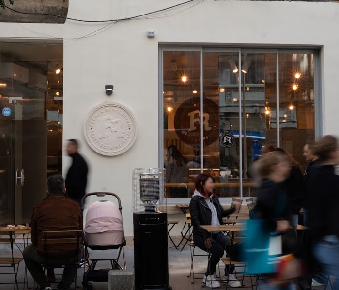 Stone, Light and the Perfect Éclair — A New Chapter for French Revolution on Calea Victoriei