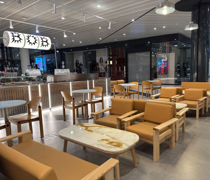 BOB Coffee Promenada Mall: good coffee, passionate people and a marble that became part of the story