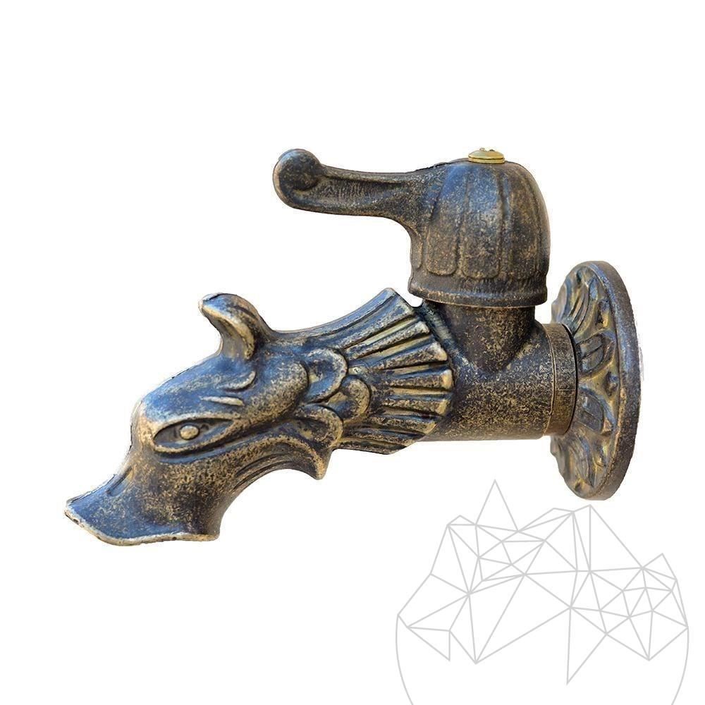 "Lion head" garden water fountain tap