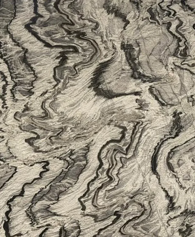 Silver Stream-Laminate Super Rock Design (2+1)CM Slab