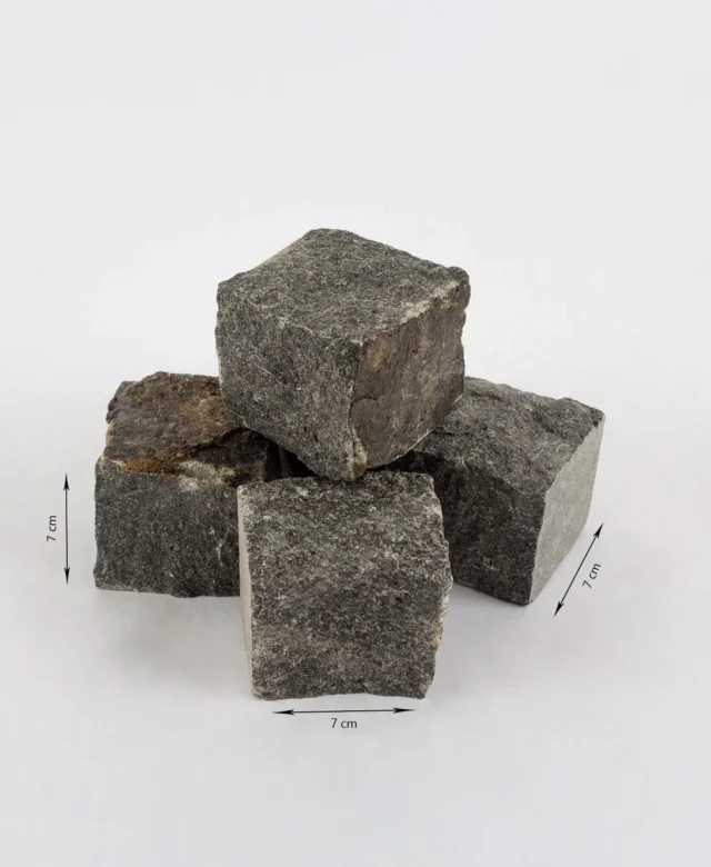 Anthracite Splitface Granite Cobblestone, 7 x 7 x 7 cm (1 ton = 5-6 sqm)